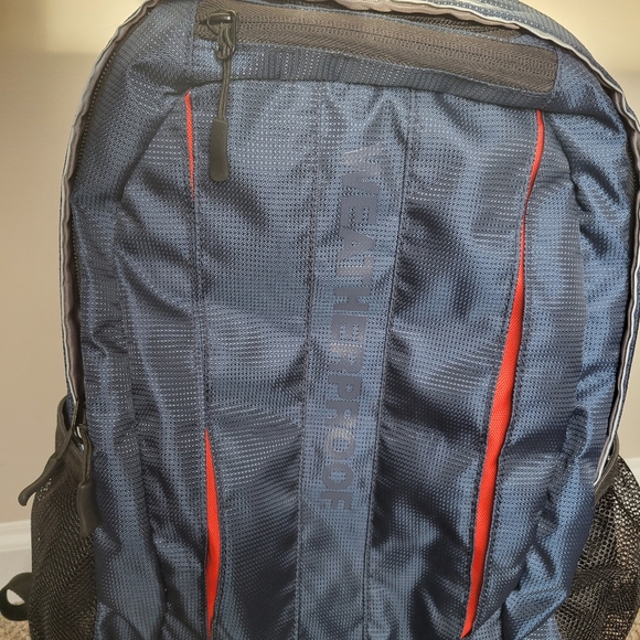 Weatherproof brand backpack blue and red - Picture 3 of 9